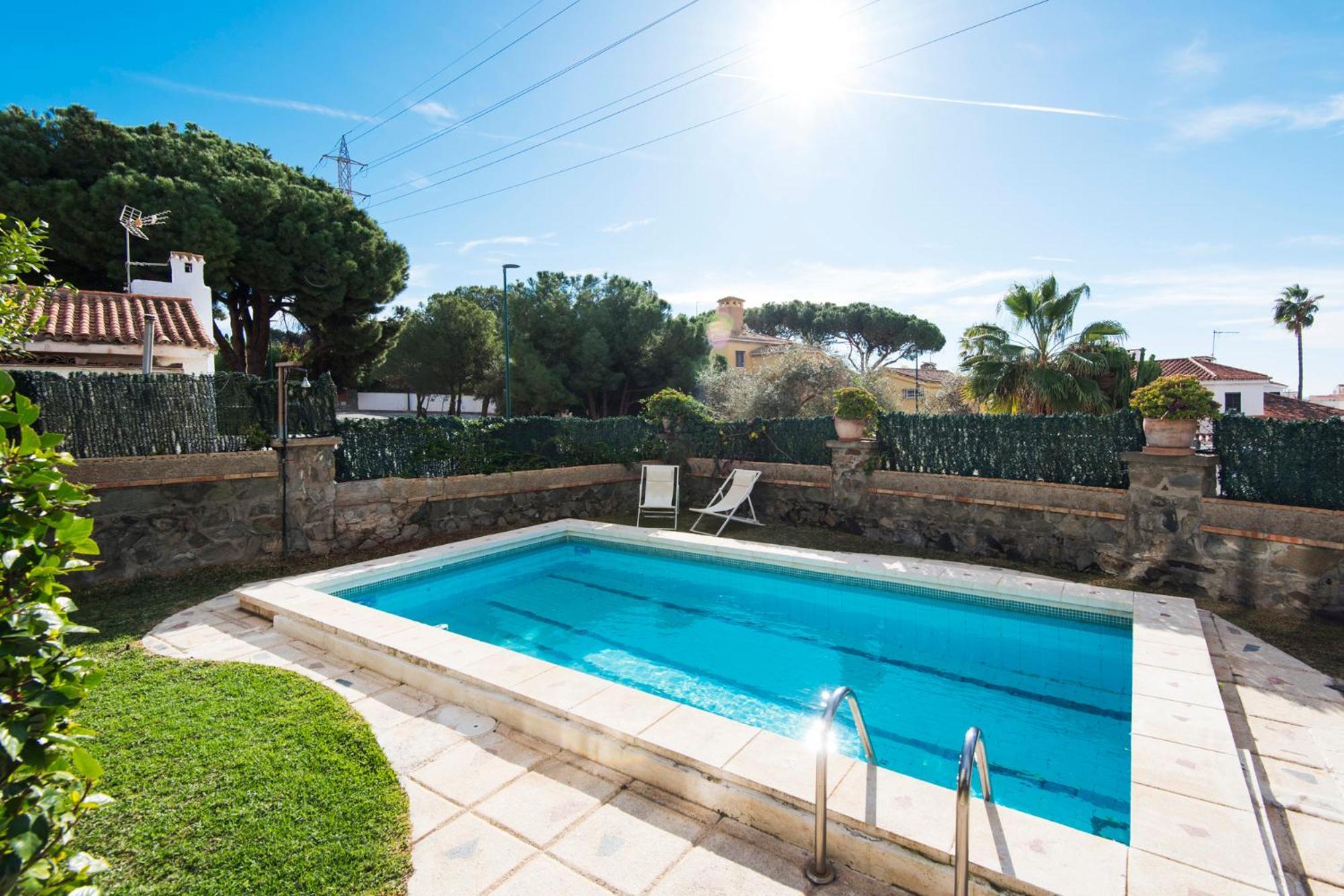 Queen Of The Ocean Villa: Stately Style House With Pool Málaga Dış mekan fotoğraf