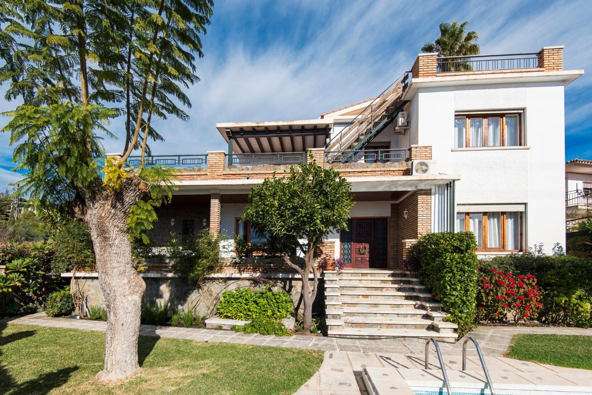 Queen Of The Ocean Villa: Stately Style House With Pool Málaga Dış mekan fotoğraf