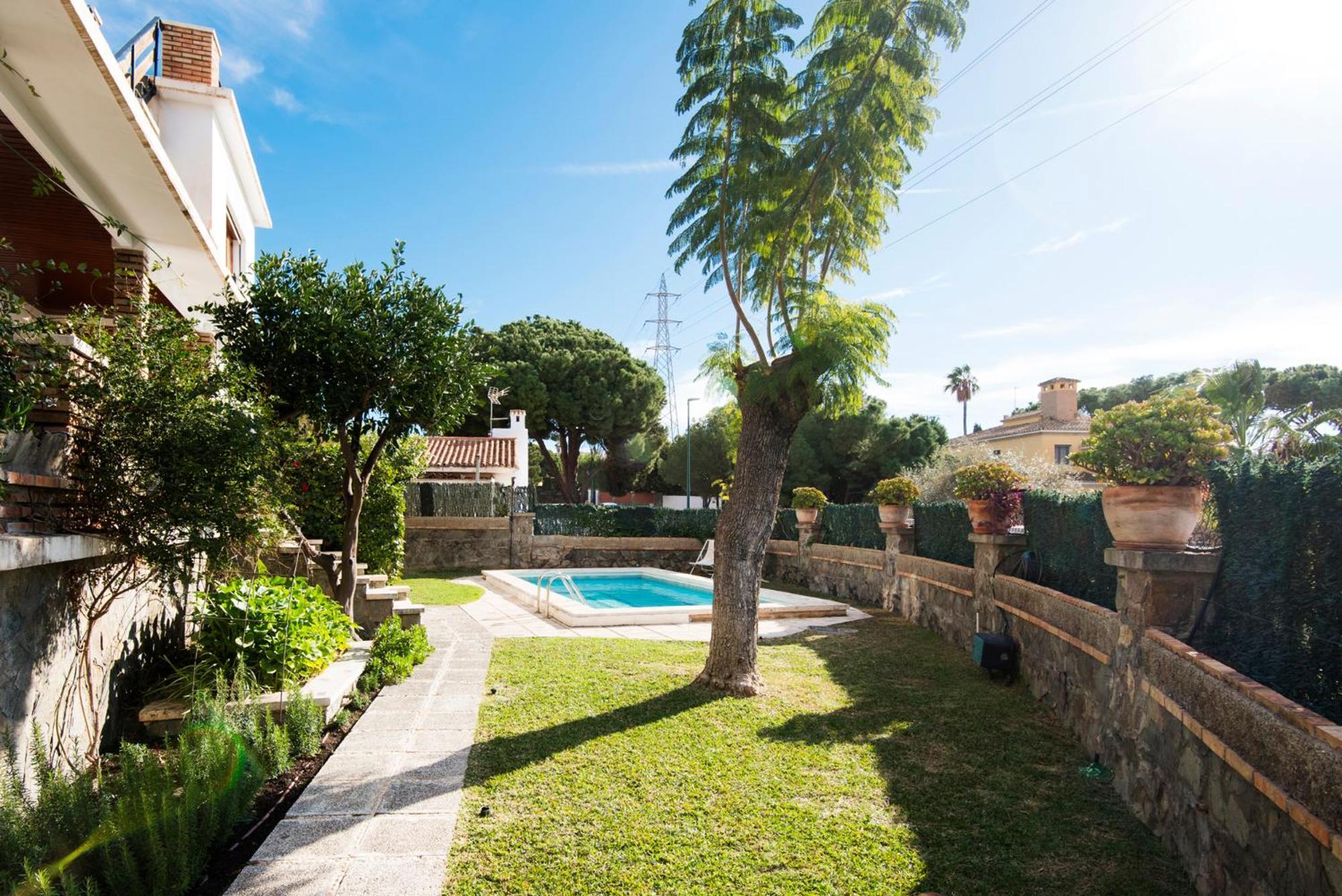 Queen Of The Ocean Villa: Stately Style House With Pool Málaga Dış mekan fotoğraf